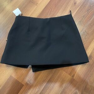 Zara Mini Skort (NEW WITH TAGS)